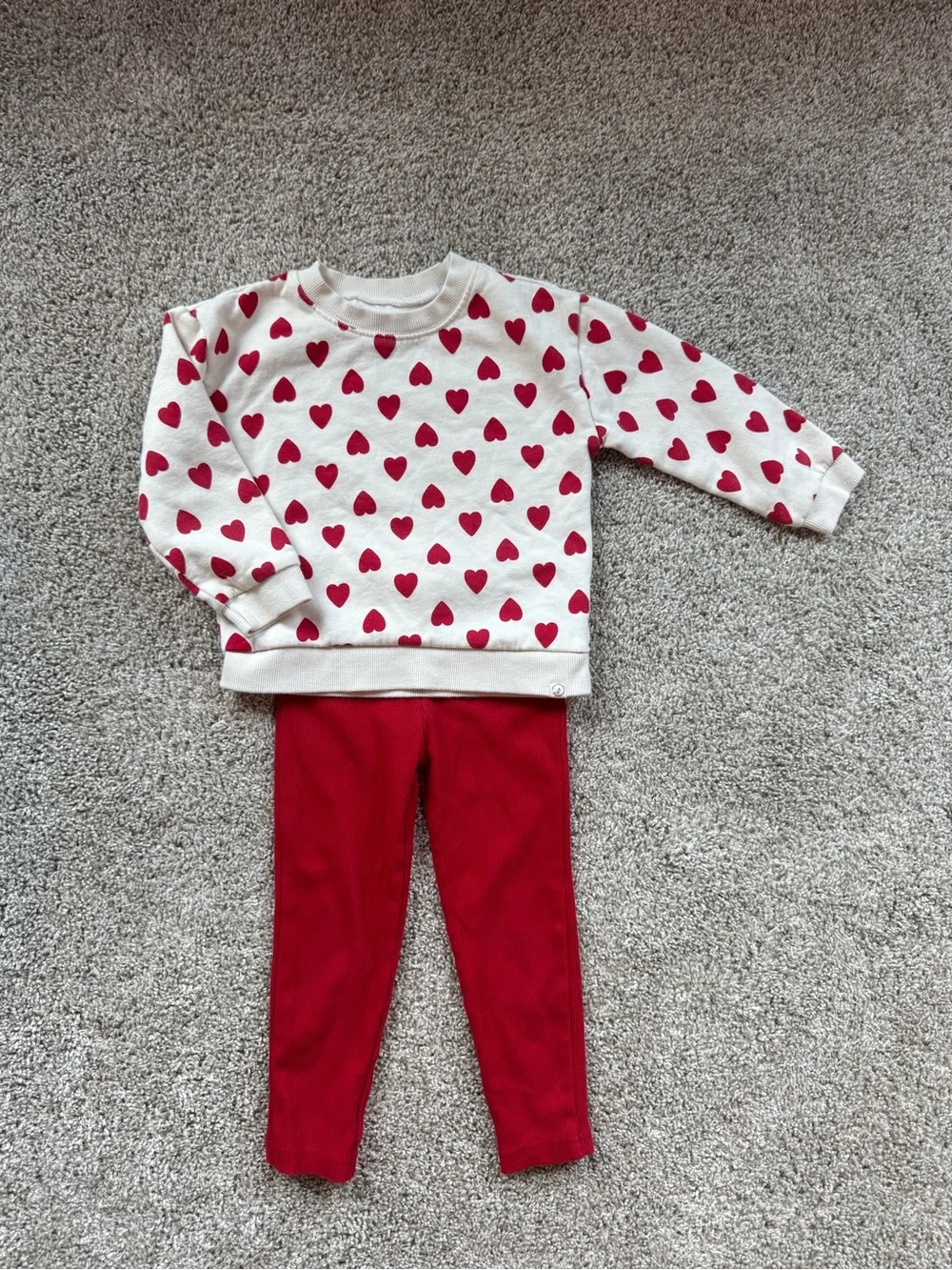 Carter's Organic Cotton Heart Sweatshirt & Leggings Set girl outfit size 3T